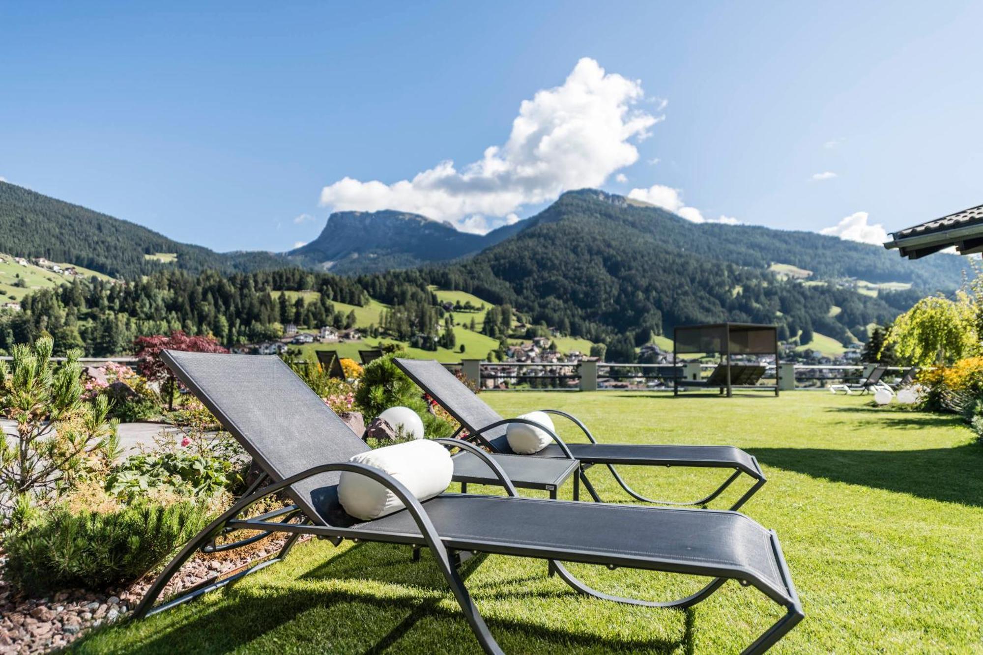 Rainell Dolomites Retreat Hotel Ortisei Exterior photo