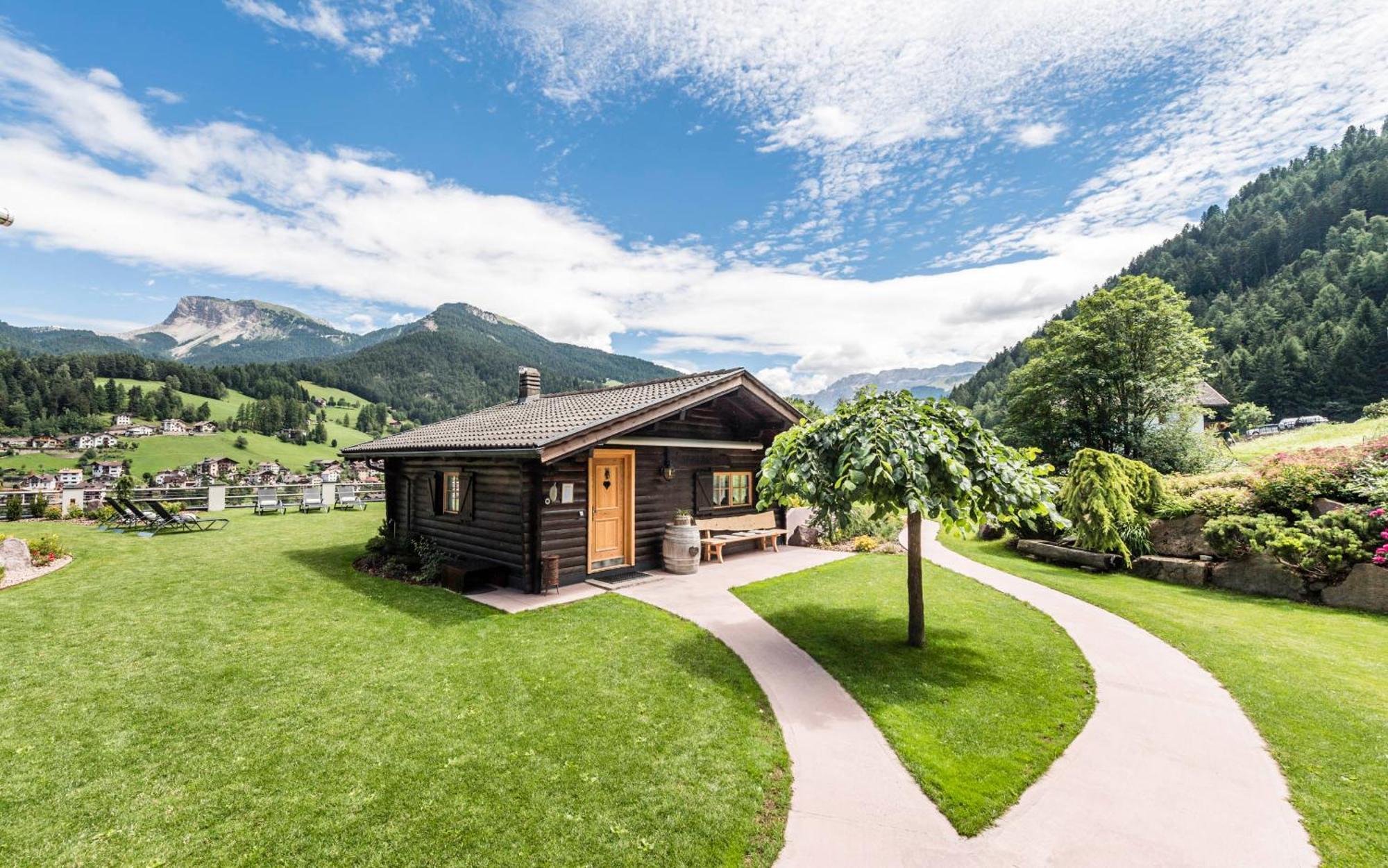 Rainell Dolomites Retreat Hotel Ortisei Room photo