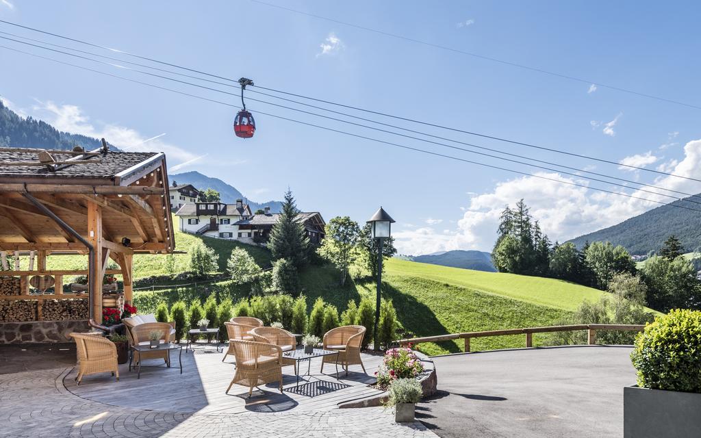 Rainell Dolomites Retreat Hotel Ortisei Exterior photo